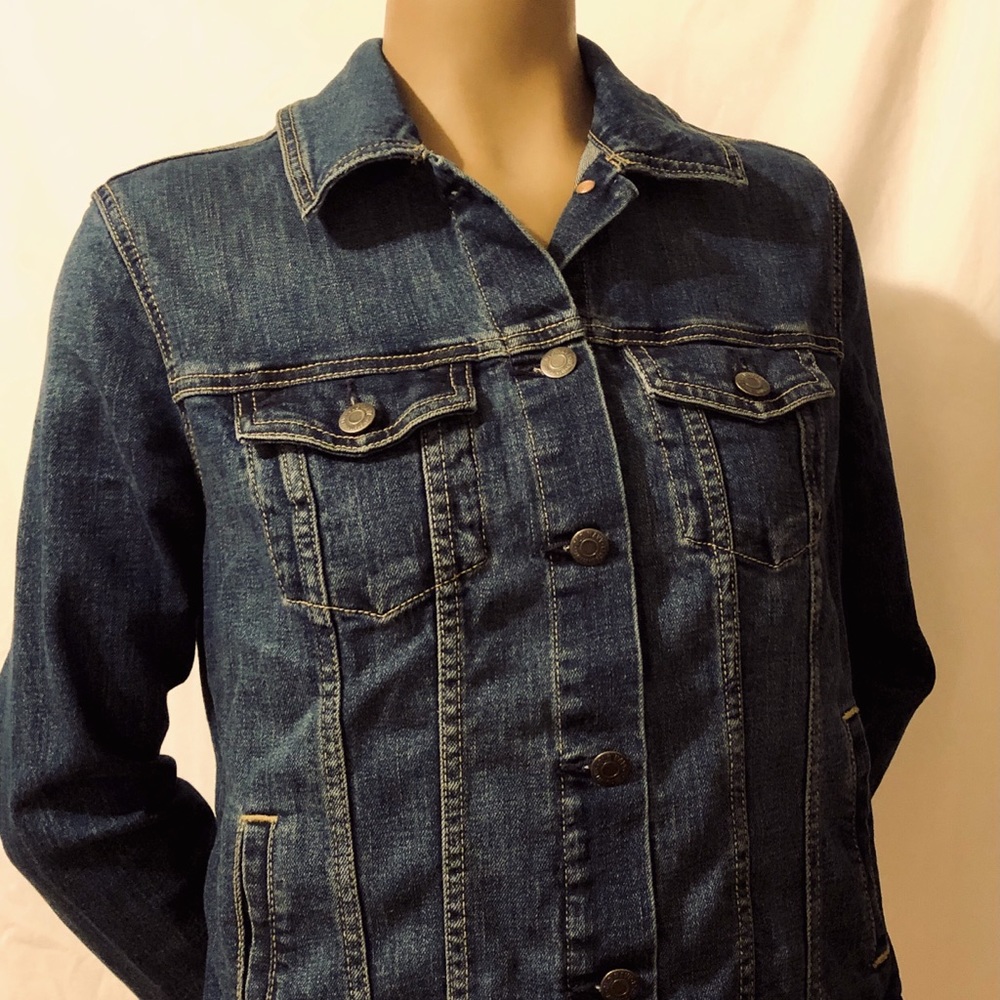 Old Navy Denim Jacket Size Medium